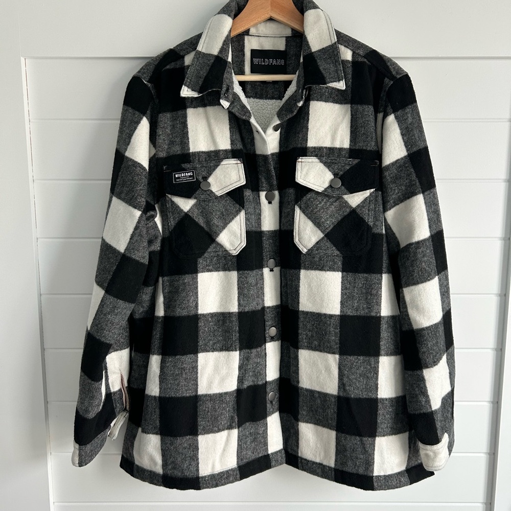 Wildfang Essential Black & White Buffalo Plaid Flannel Fleece Lined Shacket L